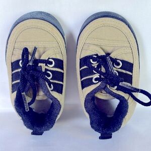 VINTAGE 2002 OFF CORSS VERY CUTE Kids Tan& Navy Blue  Lace-Up Shoes - 18 Months